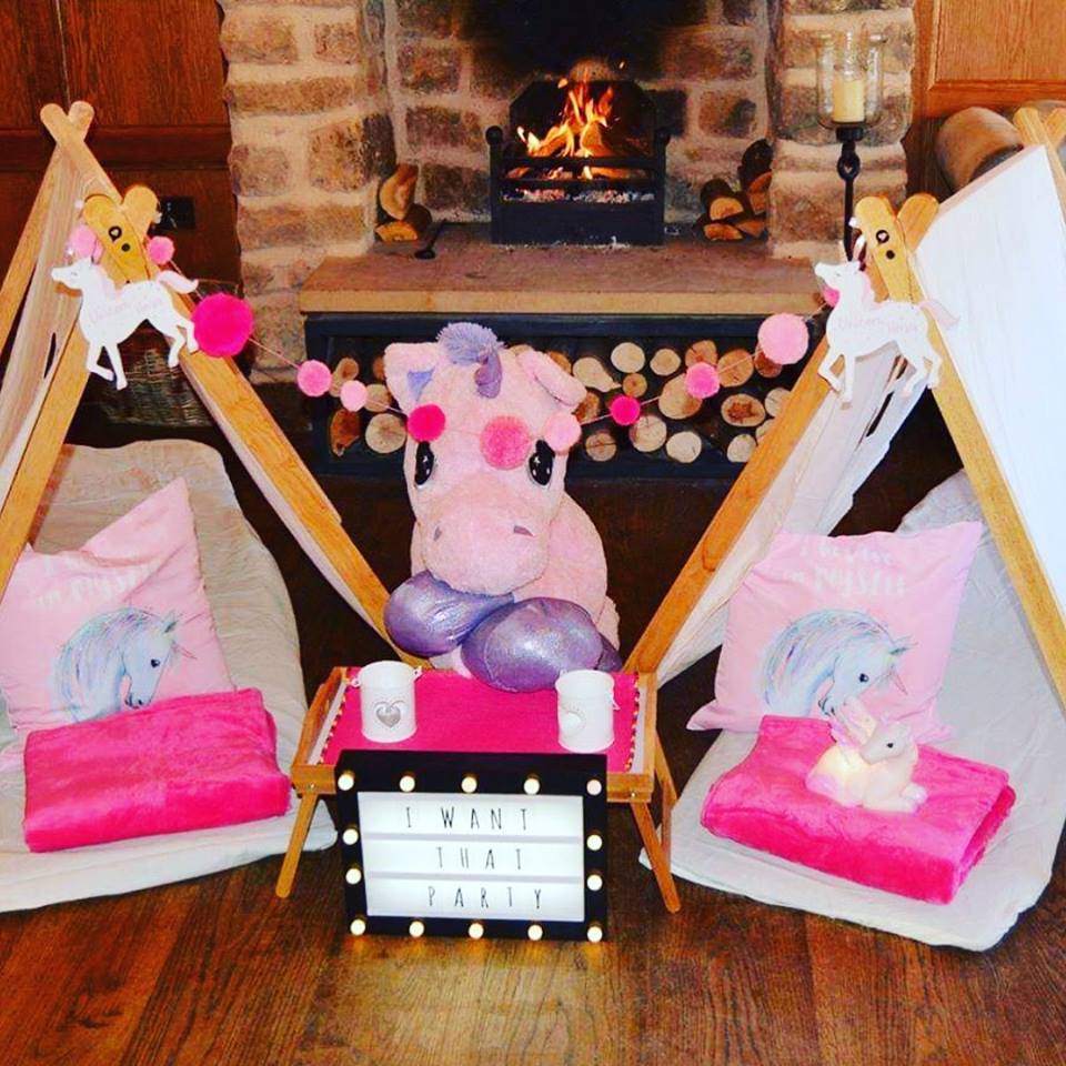 48376880_1885047561621728_8421807543147298816_n Pink tents for princess party